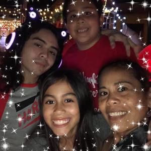 Meet your Posher, Lea